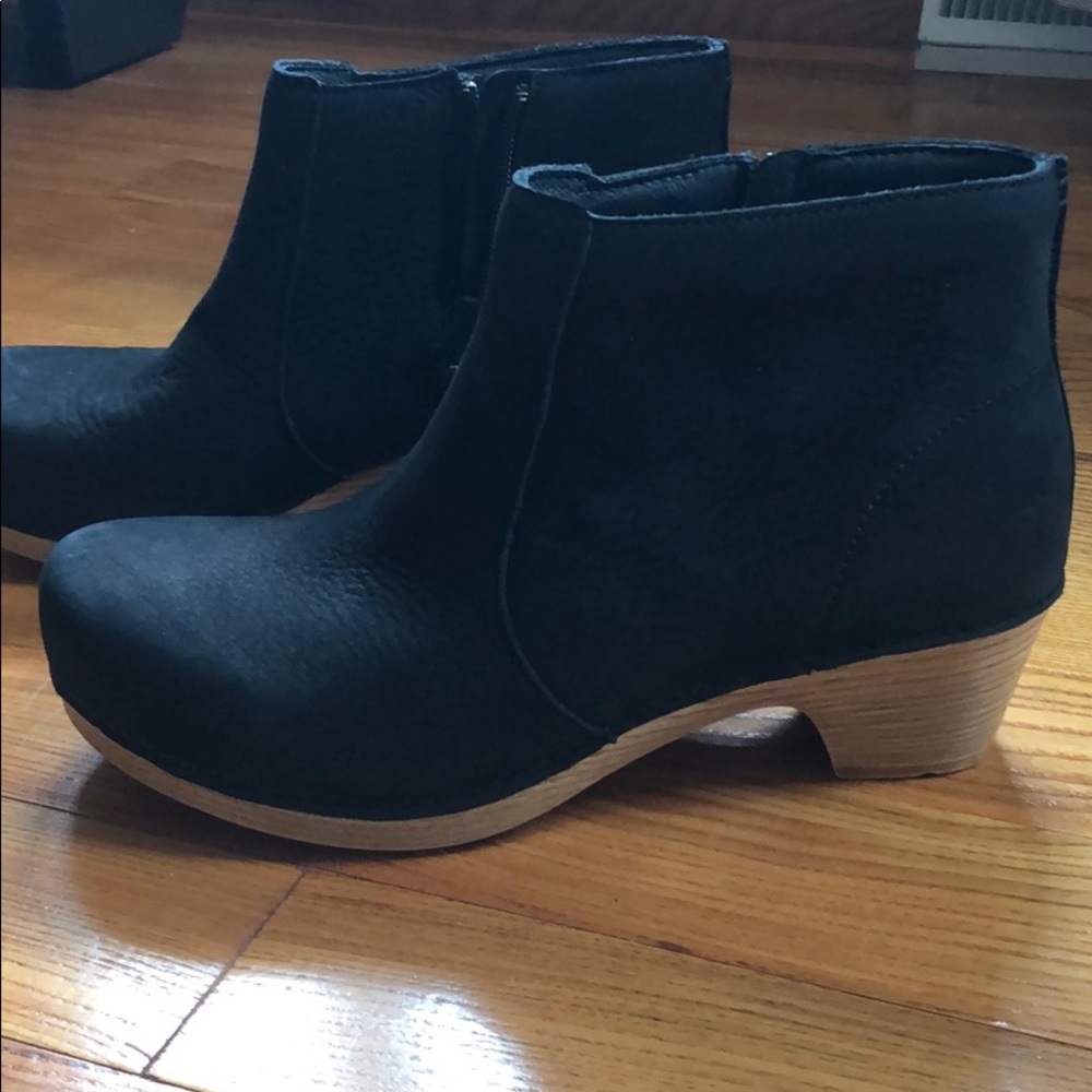 Dansko Maria Milled Nubuck 39